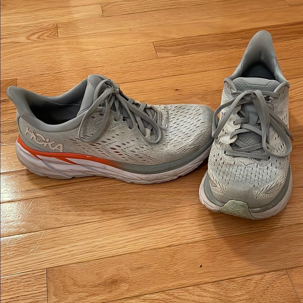 Hoka One Clifton 8 Gray Running Shoes